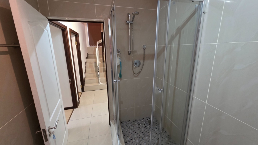 3 Bedroom Property for Sale in Seemeeu Park Western Cape